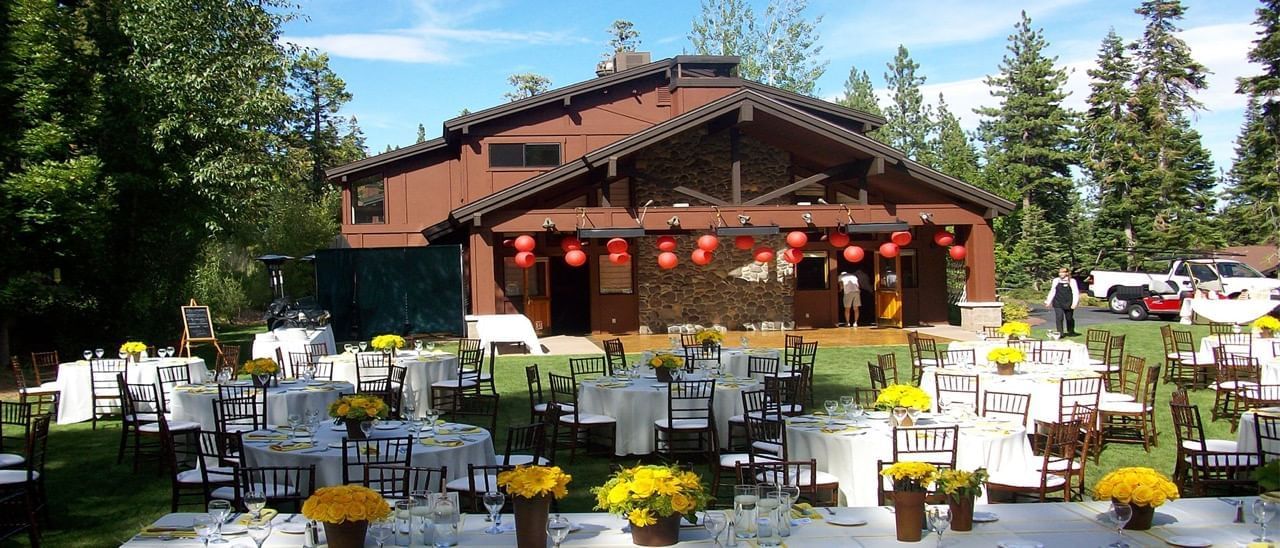 Granlibakken outdoor reception beneath the pines